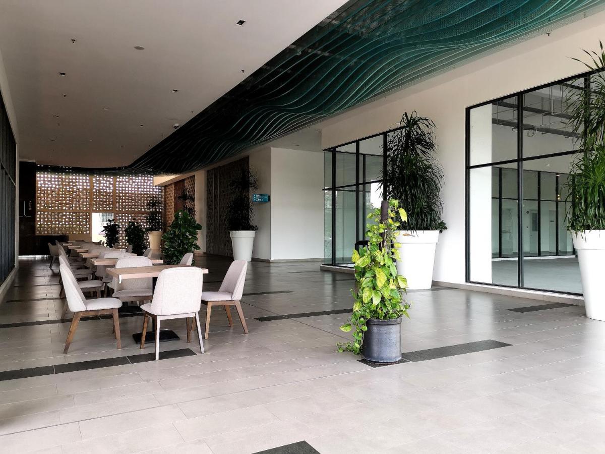 Bell Suite - The Premium Suite @ Sepang Exteriör bild